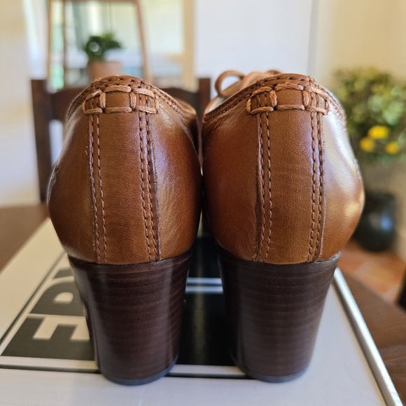 NWT FRYE Stella Oxford Leather Heeled Shoes 6.5 - Picture 5 of 12
